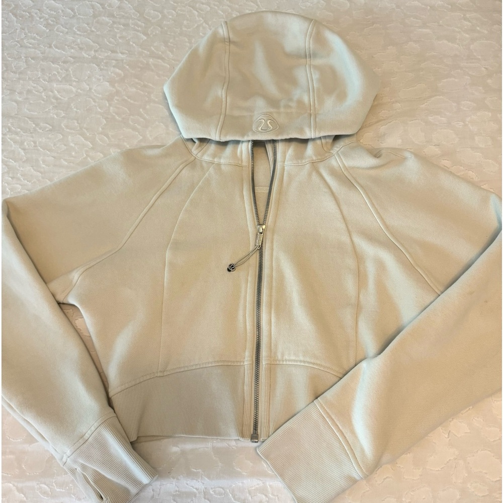 Lululemon cropped scuba full zip size 8